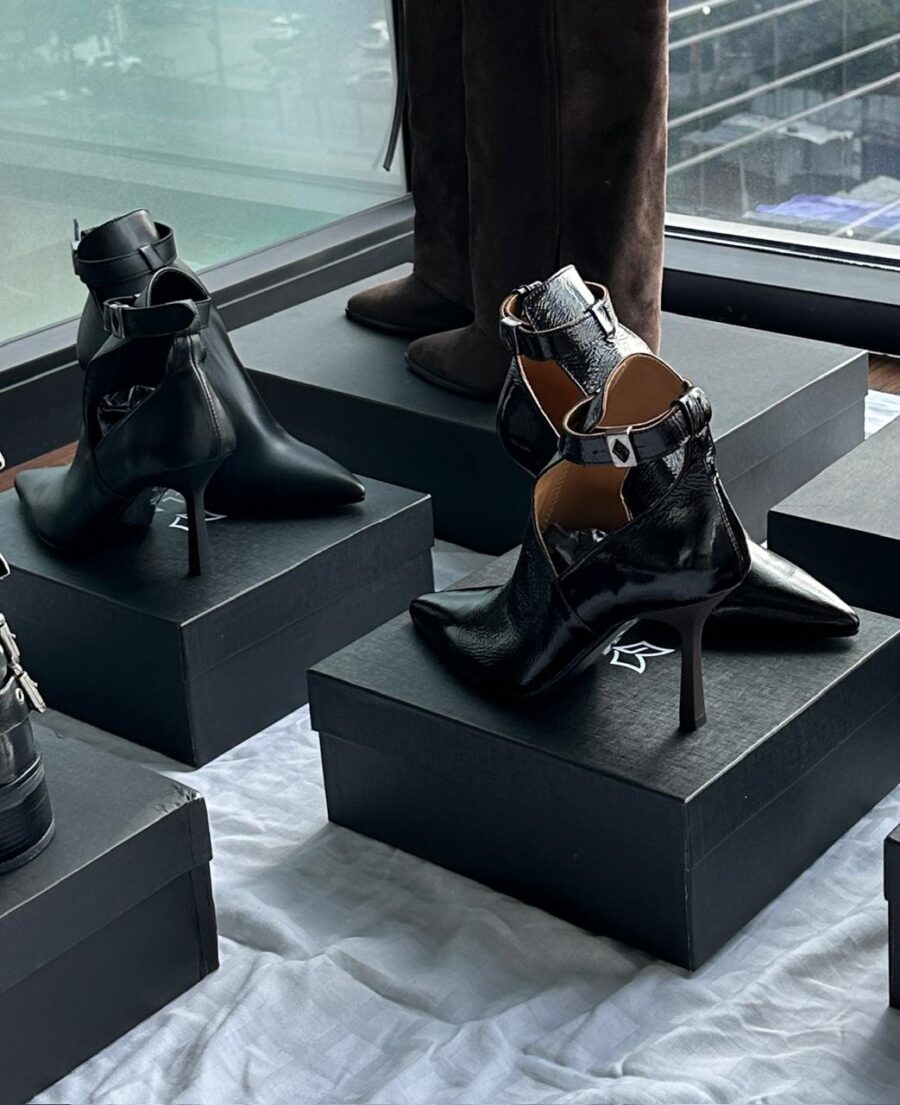 Sveva Nappa Black