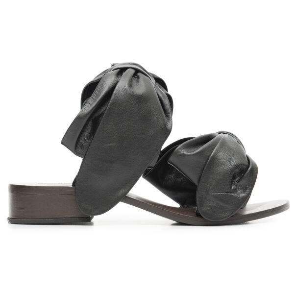 Pillow Bow Sandal Black
