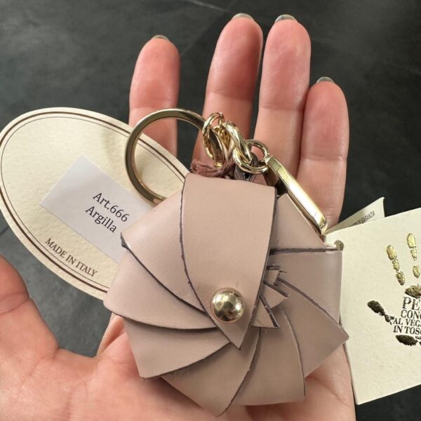 Argilia Calf Leather Keychain Opera