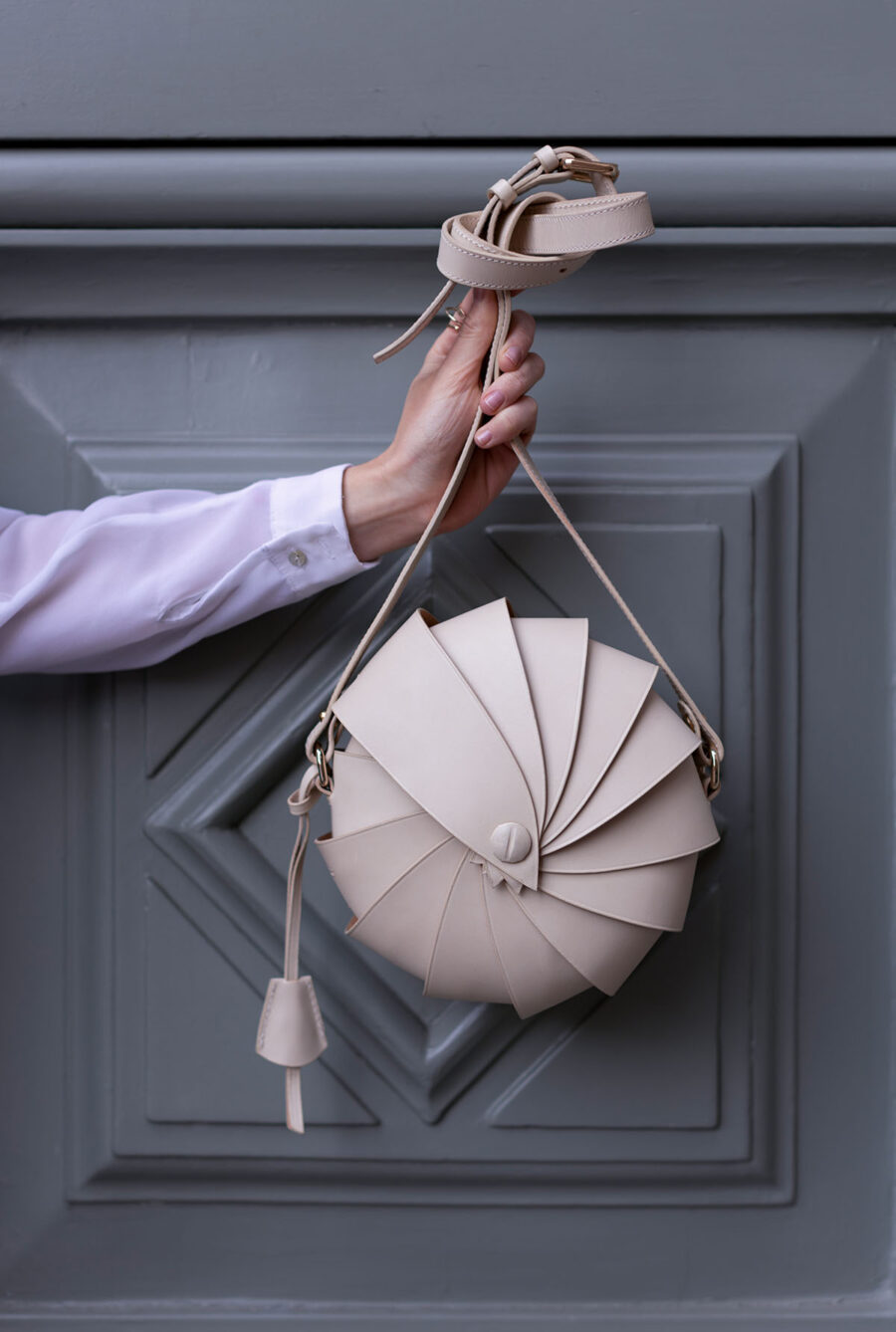 Argilia Calf Leather Bag Opera