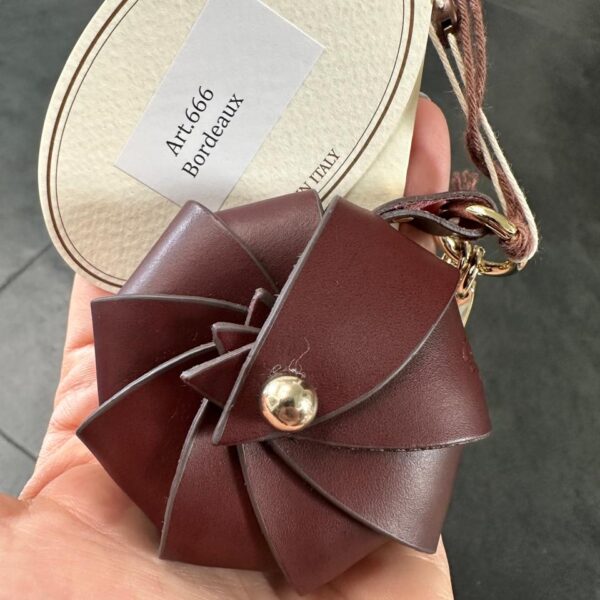 Bordo Calf Leather Keychain Opera