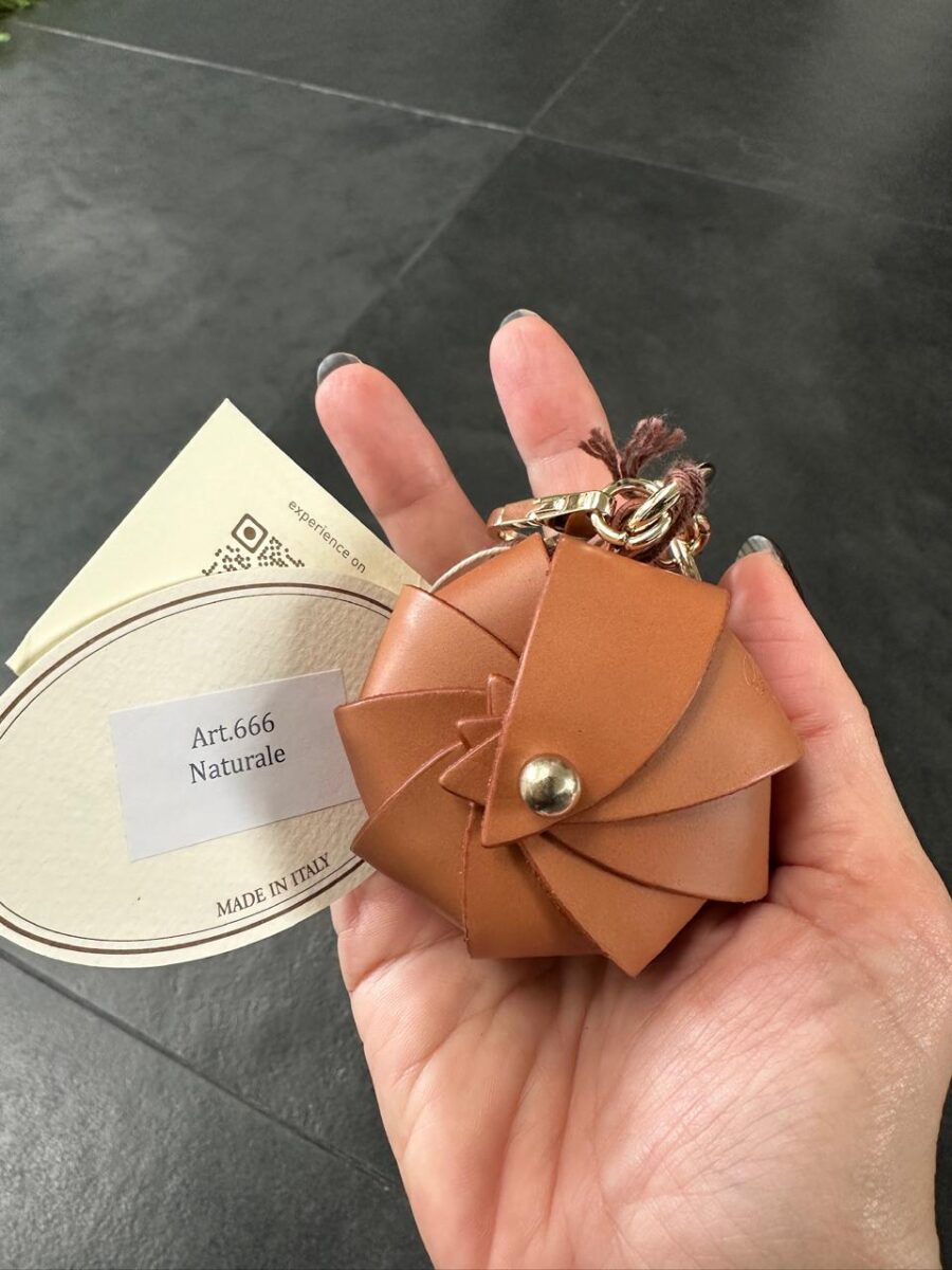 Naturale Calf Leather Keychain Opera